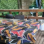 Mobil-home Avec Terasse Ombragee