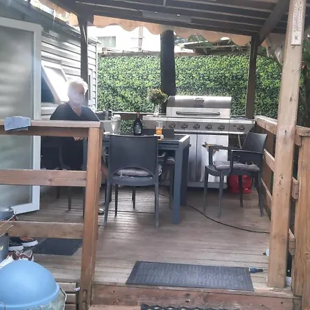 Mobil-home Avec Terasse Ombragee Kemp