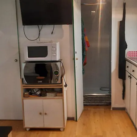 캠프장 Mobil-home Avec Terasse Ombragee 메쉐르-수르-지롱드