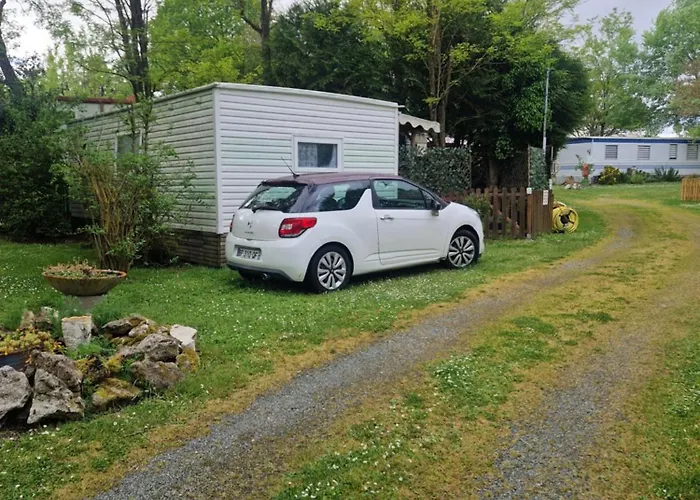 Camping Mobil-home Avec Terasse Ombragee *